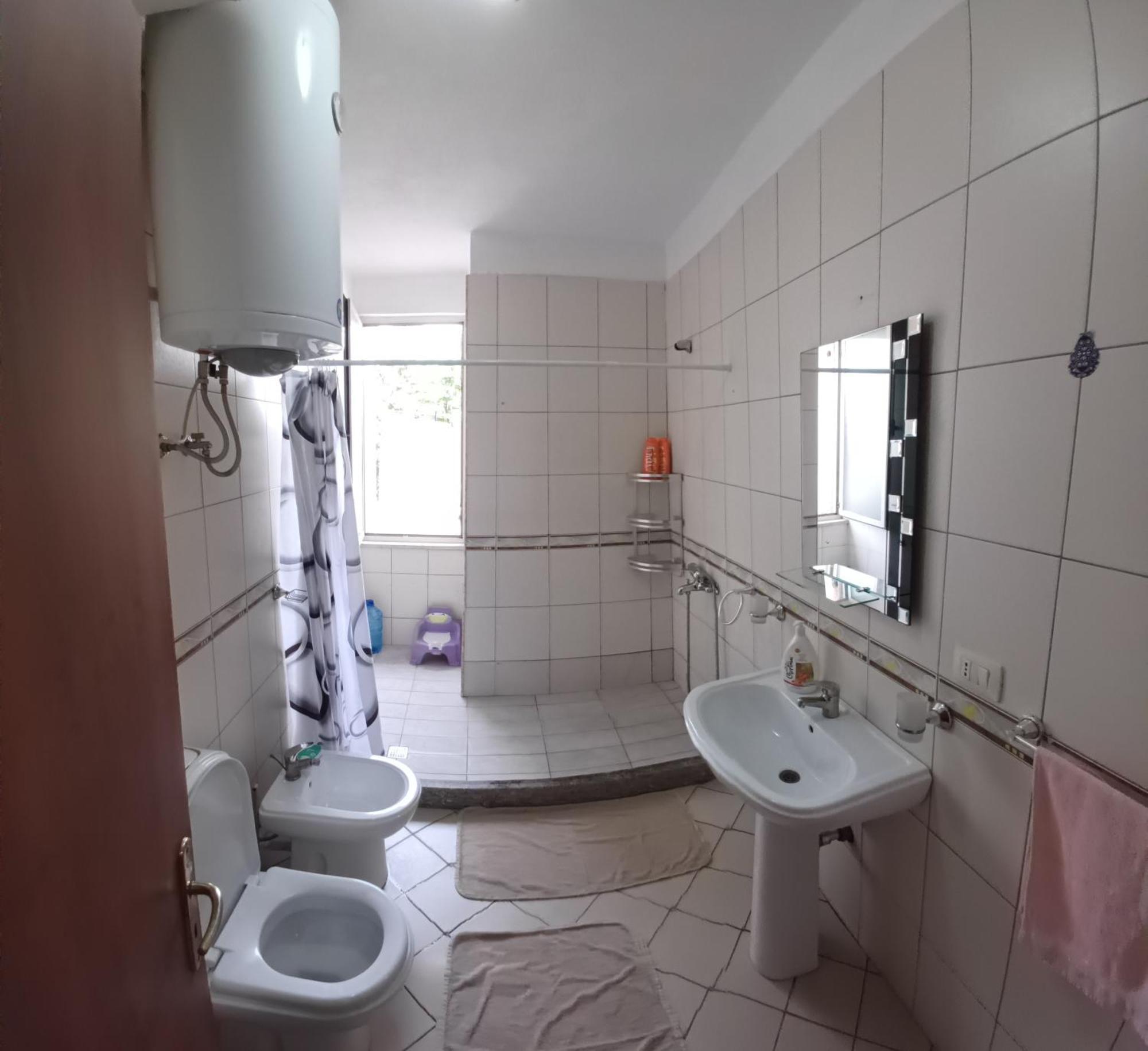New Apartment In The City Center Shkoder Exterior photo
