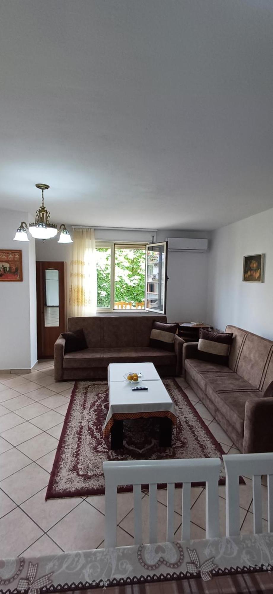 New Apartment In The City Center Shkoder Exterior photo