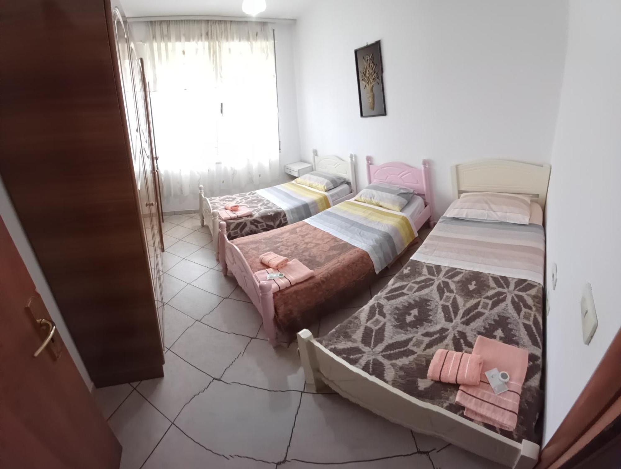 New Apartment In The City Center Shkoder Exterior photo